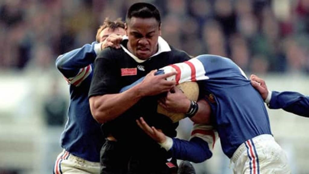 Jonah Lomu lors d'un match contre la France