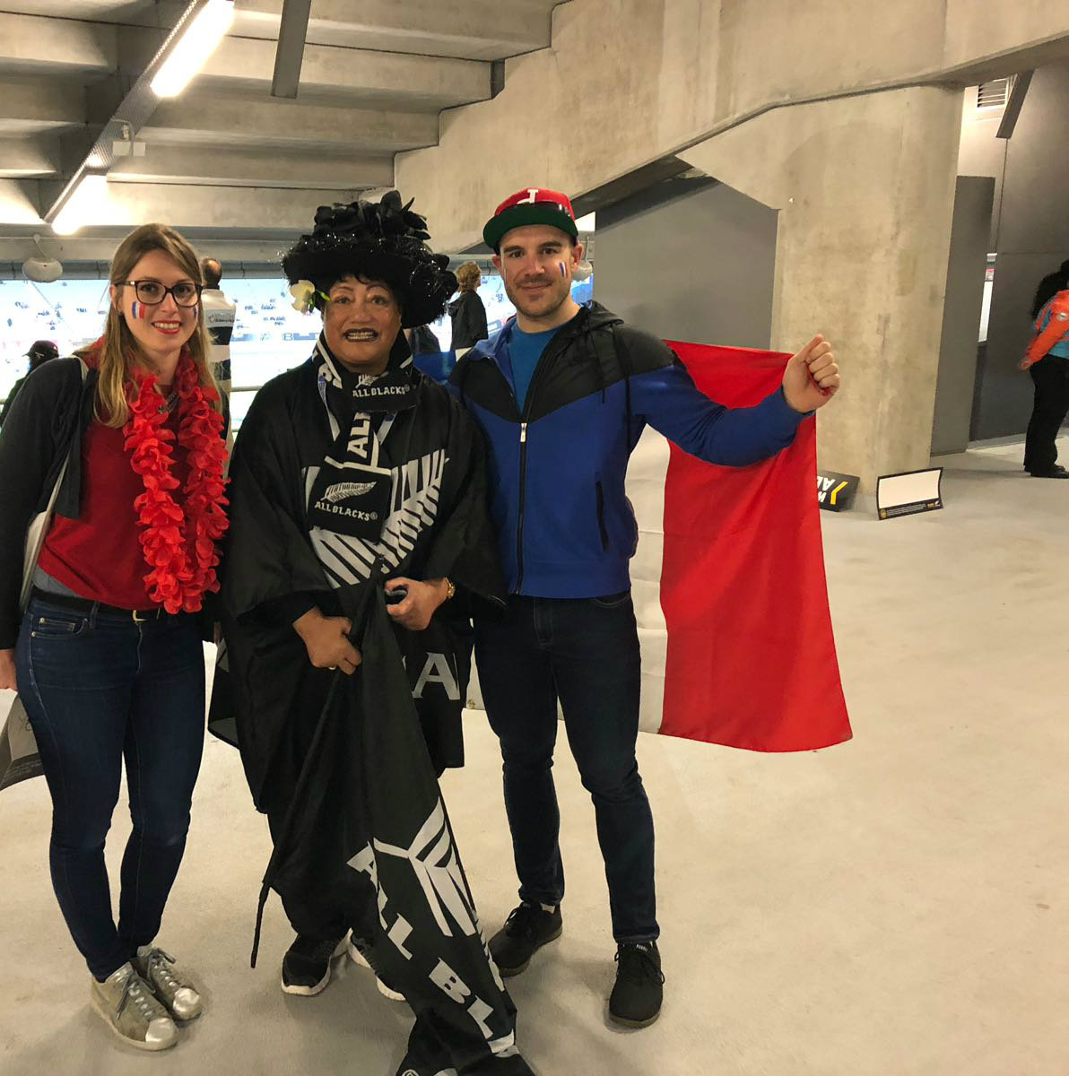 Rencontre avec les fans All Blacks dans les couloirs du stade