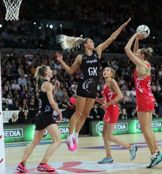 Netball Silver Fern England Roses