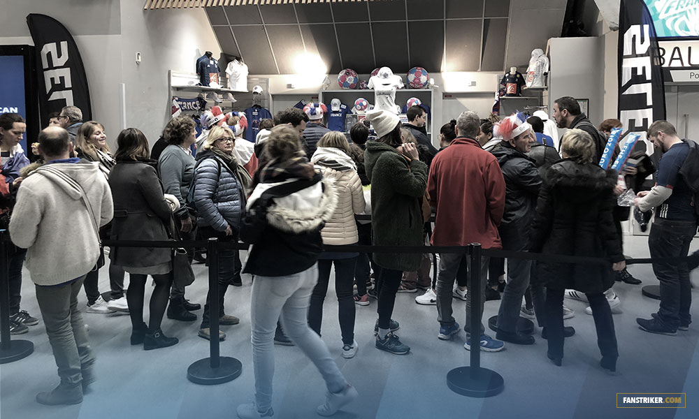 L'une des deux boutiques dans les coursives