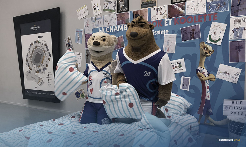 La chambre de Rok et Koolette les mascottes de la compétition