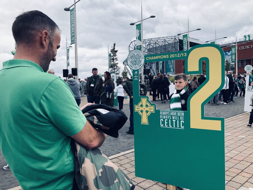 Chacune des 8 victoires consécutives en championnat offrait sa photo souvenir